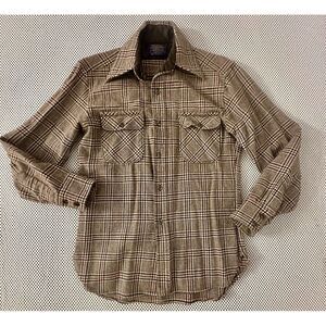 VTG Pendleton Shirt Mens Sz S/M Button Down 100% Virgin Wool Plaid Long Sleeve.
